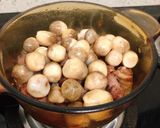 Hình bước làm 3 của món Thịt Kho Nấm Rơm