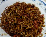 Foto langkah ke 7 dari resep Mie Goreng Pedas.