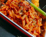 A picture of step 7 of Red sauce pasta.