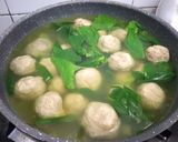 Foto langkah ke 8 dari resep Baso Ikan Tengiri Mercon.