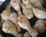 Foto del paso 4 de la receta: Muslitos de pollo con pimientos verdes de la huerta