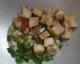 Foto langkah ke 5 dari resep Tumis Tahu Tauge.
