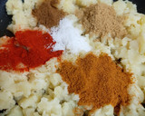 பேக்டு சமோசா ரெசிபி ஸ்டேப் 3 புகைப்படம்