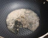 A picture of step 3 of Leftover Idly upma.