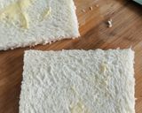 Gambar langkah 3 resipi Sandwich Telur Crabstick.