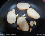 Foto del paso 5 de la receta: Canelón de puerro, con su emulsión y picada de almendras