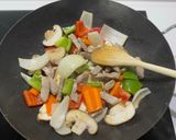 Foto del paso 2 de la receta: Solomillo de cerdo en salsa de Ostras y jengibre