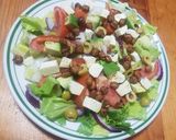 Foto del paso 1 de la receta: Ensalada mixta con queso y garbanzos tostados