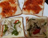 A picture of step 1 of Bread pizza.