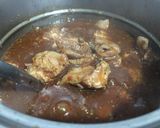 รูปขั้นตอนการทำที่ 4 ของ บะหมี่ผักซี่โครงหมูตุ๋นซอสพริก