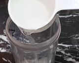 A picture of step 1 of Coconut Lemonade.