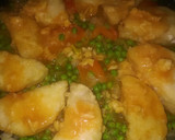 Foto del paso 5 de la receta: Fideuá  con merluza, gambas y guisantes