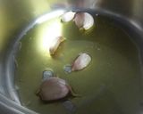 Foto del paso 1 de la receta: Potaje de espinacas y albóndigas de bacalao