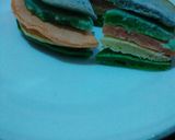 Foto langkah ke 6 dari resep Pancake rainbow #KisahKasihCookpad.
