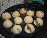 Foto langkah ke 6 dari resep Resep Takoyaki Sederhana Isi Keju Sosis.