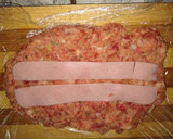 Foto del paso 4 de la receta: Pan de carne individual relleno de jamón, salsa fileto y muzzarella