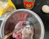 Foto langkah ke 1 dari resep Bakso babi goreng.