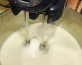 A picture of step 1 of Spiderman cake.