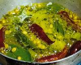 A picture of step 3 of Onion pakoda curry.