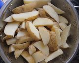 A picture of step 1 of Seasoned Crispy Potato Wedges.