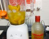 Foto del paso 1 de la receta: Licuado de duraznos con pisco de mango🥭