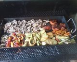 Foto del paso 5 de la receta: Cerdo a la chapa (planchetta) con vegetales