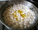 Foto del paso 1 de la receta Guiso de alubias blancas con tocino ahumado a la brasa