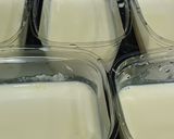 Hình bước làm 2 của món Panna cotta trái cây