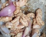 Foto del paso 4 de la receta: Saltado de repollo (col) con pollo