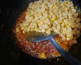 A picture of step 5 of Fry Chana daal karahi.