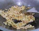 Foto langkah ke 2 dari resep Usus Ayam Masak Kecap Pedas.
