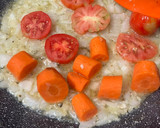Foto del paso 9 de la receta: Wok de langostinos con rape