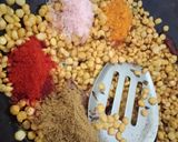 A picture of step 2 of Dal Puri.