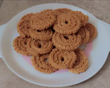 ચકરી (Chakri Recipe In Gujarati) રેસીપી સ્ટેપ3ફોટો