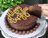 Foto langkah ke 12 dari resep Bikin kue ulang tahun dari Chocolatos.
