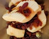 Une image de l'étape 1 de Cake pommes raisins au cook expert.