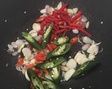 Foto langkah ke 4 dari resep Tumis Kukus Tongkol.