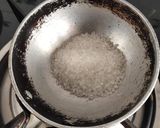 डालगोना केंडी (Dalgona candy recipe in hindi) रेसिपी चरण 1 फोटो