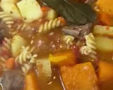 Foto del paso 4 de la receta: Guiso de fideos con carne y verduras