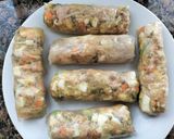 Foto del paso 3 de la receta: Rollitos de arroz vegetales con anchoa y huevo en airfryer