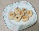 A picture of step 4 of Diet biscuits with raisens 🫓 🫓.