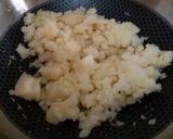 A picture of step 17 of Aloo Samosa.