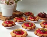 Foto langkah ke 8 dari resep Pie Vla buah naga.