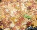 A picture of step 2 of Anda paratha.