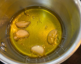 Foto del paso 2 de la receta: Fideuá de langostinos y pota