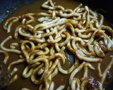 【好侍咖哩】鮮蝦咖哩炒烏龍的食譜步驟3照片
