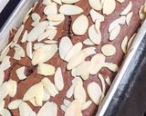 Foto langkah ke 7 dari resep Shiny Crust Brownies.