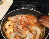 Foto langkah ke 3 dari resep Udang asam manis pedas.