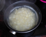 Foto del paso 1 de la receta: Papas aliñadas con atún y palitos de cangrejo