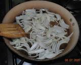 Chicken and onion omelette املت مرغ و پیاز recipe step 2 photo